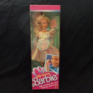 GIFT GIVING BARBIE  1205 1988